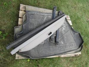 Large floor protection mats and acc...