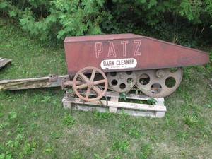Vintage metal Patz Barn Cleaner pul...