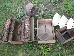 Lot of assorted Vintage treasures i...