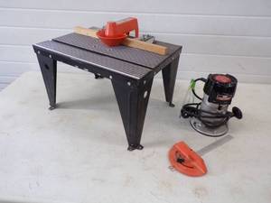 Craftsman Router with Table