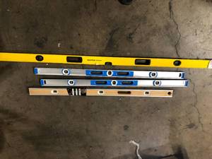 lot 14 image: Lot of assorted Levels various sizes and models customer returns see pictures