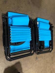lot 41 image: Patio Premier Metal Outdoor Recliner Gravity Chairs in Blue (2-Pack) customer return review pictures