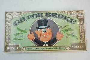 lot 29 image: vintage board game