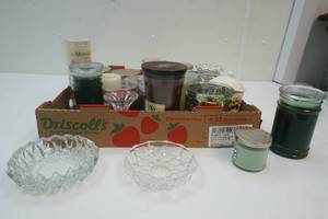 lot 53 image: Large group of nice candles