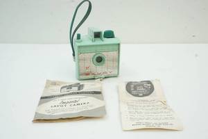 lot 67 image: Imperial Savoy camera.