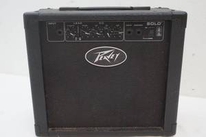 lot 76 image: Guitar Amp