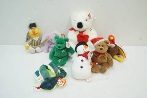 lot 114 image: Ty Beanies, including  Ernie, teddy, snake and others