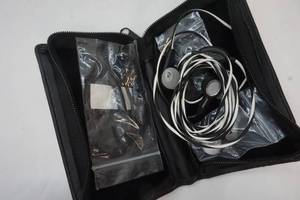 lot 129 image: Bose earbuds in case