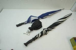 lot 142 image: 3 Umbrellas