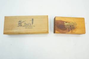 lot 148 image: 2 Arkansas Wet Stones