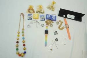 lot 150 image: Jeweler