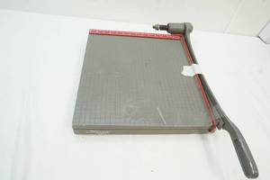 lot 195 image: Ingento Paper Cutter