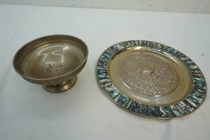 lot 203 image: Vintage Brass Platter and standing dish