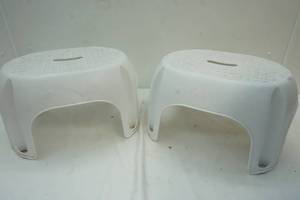 lot 218 image: Sterlite Foot Stands