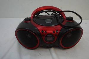 lot 220 image: AMFM CD Radio