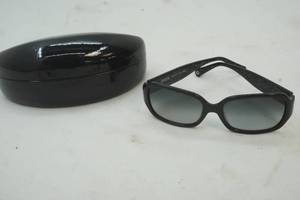 lot 291 image: Coach Sunglasses