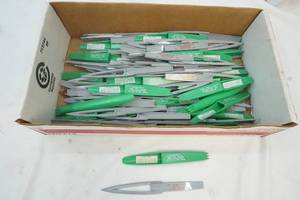 lot 297 image: Seed Feeders