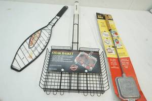 lot 339 image: Brand New Grill Baskets