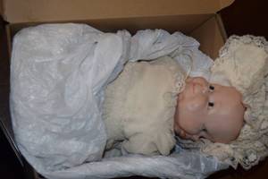 lot 70 image: Vintage 3 Faced Doll