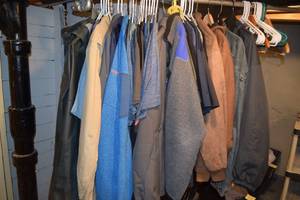 lot 85 image: Collection of Large and XL Coats