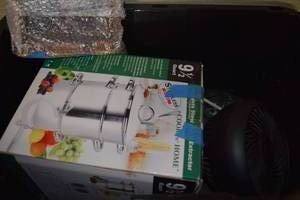 lot 130 image: Collection of Home Goods See PIctures