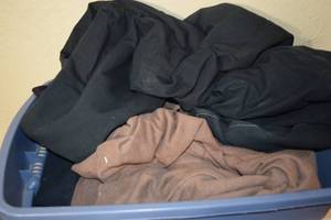 lot 143 image: Bin of Large Fleece
