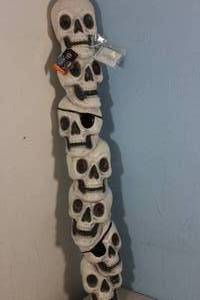 lot 10 image: Hyde and Eek Halloween Light Up Stacked Skulls Decoration - Battery Operated