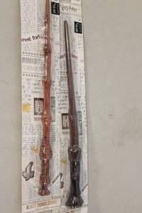 lot 121 image: 2ct 13 inch Harry Potter Wand Harry Potter  Albus Dumbledore