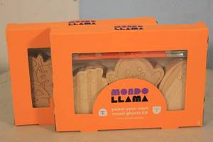 lot 147 image: Mondo Llama Paint-Your-Own Halloween Wooden Ghosts Kit  Pumpkin Patch Kit