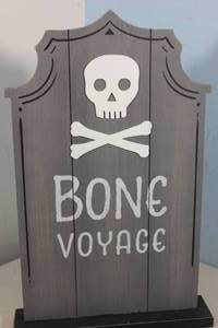 lot 24 image: 23 Wooden Headstone Halloween Decoration Bone Voyage