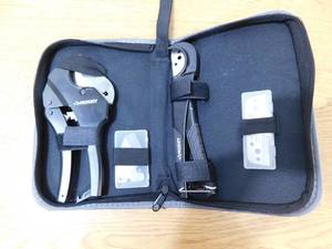 lot 70 image: Husky 4-Piece PVC Cutting Kit with Foldable Pouch and Replacement Blades