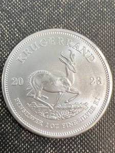 lot 39 image: 1 TROY OZ .999 FINE SILVER 2023 SOUTH AFRICAN KRUGGERAND