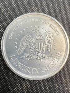lot 49 image: 1 TROY OZ .999 FINE SILVER LIBERTY ROUND