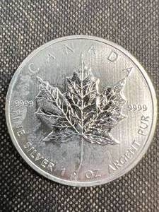lot 61 image: 1 TROY OZ .999 FINE SILVER CANADA ROUND