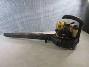 lot 83 image: (EC1) McCulloch MB290 Gas Powered L...