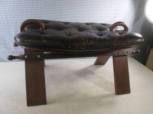 lot 104 image: (EW6) Vintage Camel Saddle Wood and...
