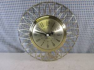 lot 105 image: (H-1) Mid-Century Modern Sessions C...