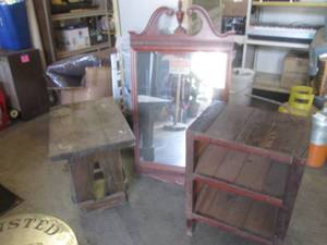 lot 118 image: (RM5) Wood Shelf End Table and Mirr...