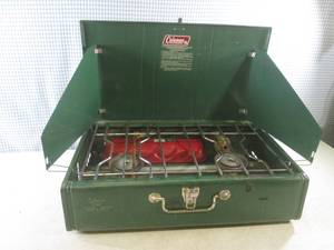 lot 145 image: (EW6) Coleman 413H Camp Stove - Mad...