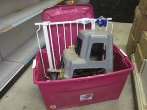 lot 150 image: (A-1) 45 Gallon Tote with Wheels an...