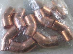 lot 234 image: (FS) Bag of 10 Copper 12 Fittings...
