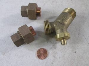 lot 266 image: (FS) Brass Fittings...