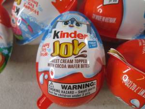 lot 324 image: (B-2) 12 Kinder Joy Eggs Past Date...