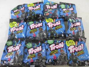 lot 353 image: (B-1) 12 Bags Trolli Sour Brite Cra...
