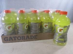 lot 373 image: (C-1) Case 15 Bottles Gatorade Lemo...