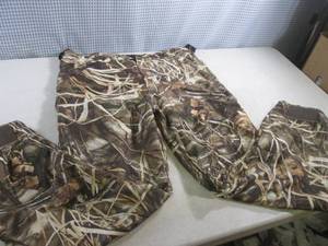 lot 50 image: (CS) Drake Camo Hunting Pants L 36-...