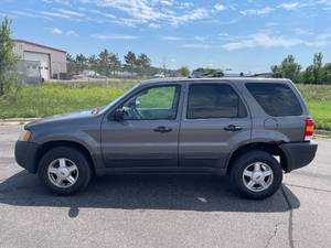 2003 Ford Escape XLT Popular - 2 OWNERS