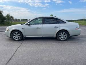 2008 Ford Taurus Limited - AWD