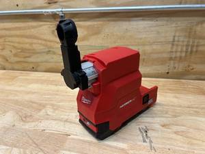 lot 35 image: MILWAUKEE M18 18-Volt Lithium-Ion Cordless HammerVac HEPA Filtered Dust Extractor (Tool-Only)