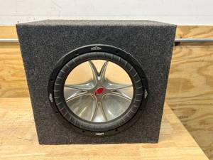lot 91 image: KICKER Subwoofer